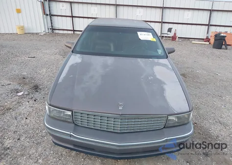 1995 Cadillac Deville z USA, uszkodzony, nr VIN 1G6KD52B1SU213675